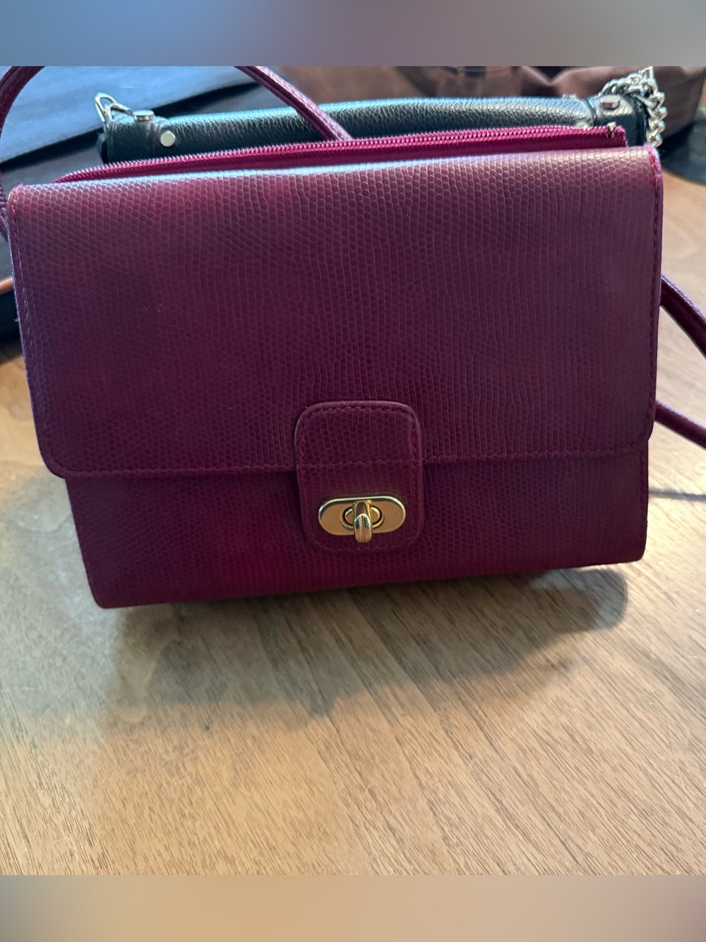 Elegant Women's Crossbody Bag in Deep Wine
